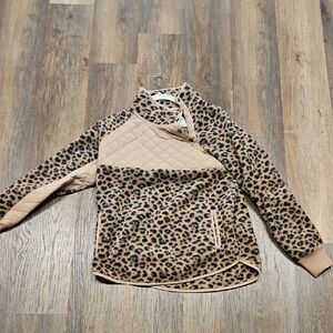 Abercrombie & Fitch Tan and Black Leopard Print Pull Over